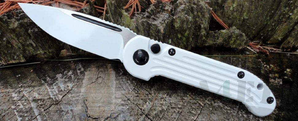 картинка Складной автоматический нож Microtech LUDT Storm Trooper White MT_135-1ST от магазина ma4ete